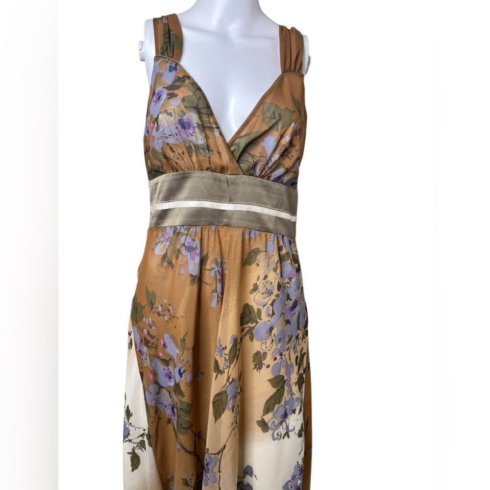 Watcher V Neck Knee Length Floral Dress Brown Size 8 - Picture 2 of 3